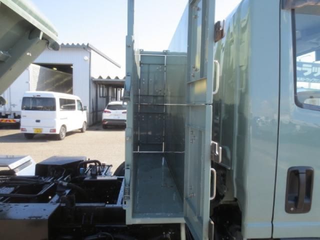 ISUZU ELF 2017 Image 31