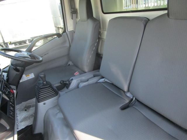 HINO DUTRO 2025 Image 31