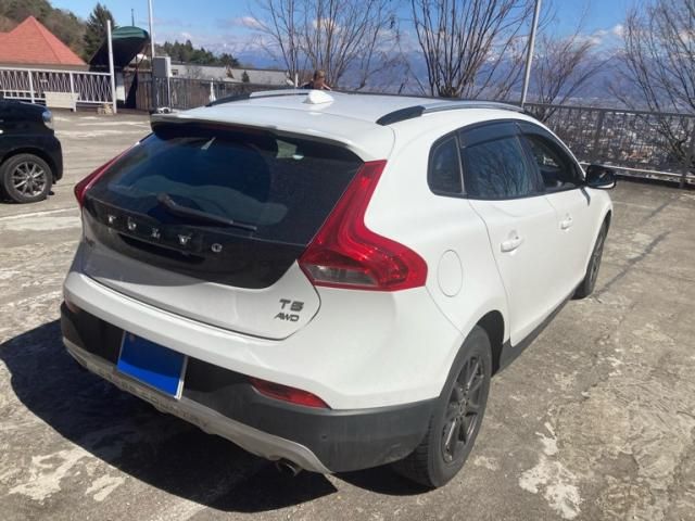 VOLVO V40 CROSS COUN 2013 Image 31