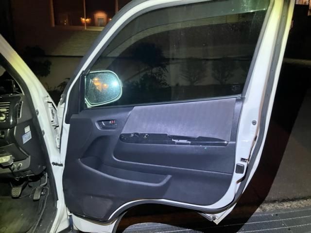 TOYOTA HIACE VAN 2WD 2011 Image 31