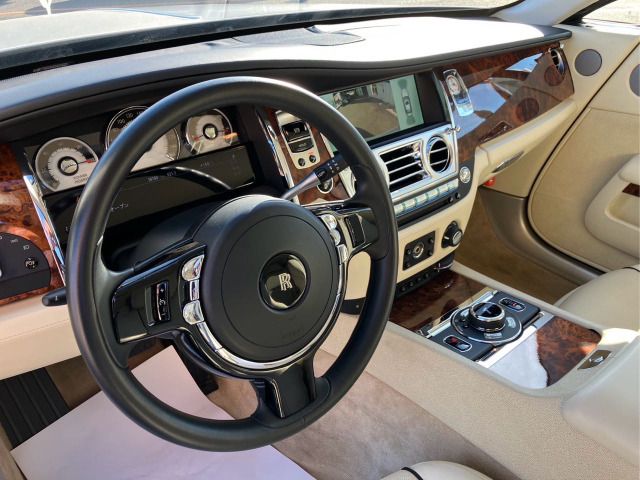 ROLLS ROYCE WRAITH 2014 Image 31