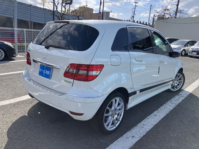 MERCEDES BENZ B CLAS 2009 Image 31