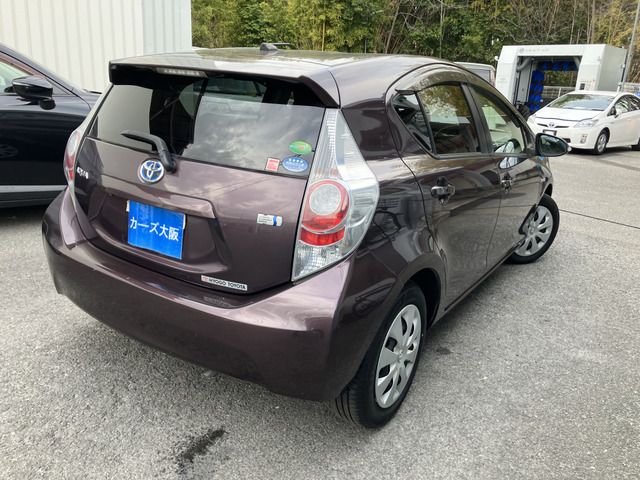 TOYOTA AQUA 2014 Image 31