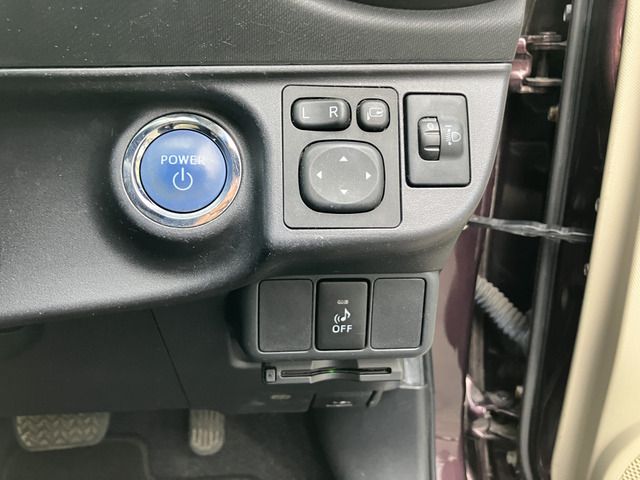 TOYOTA AQUA 2014 Image 31