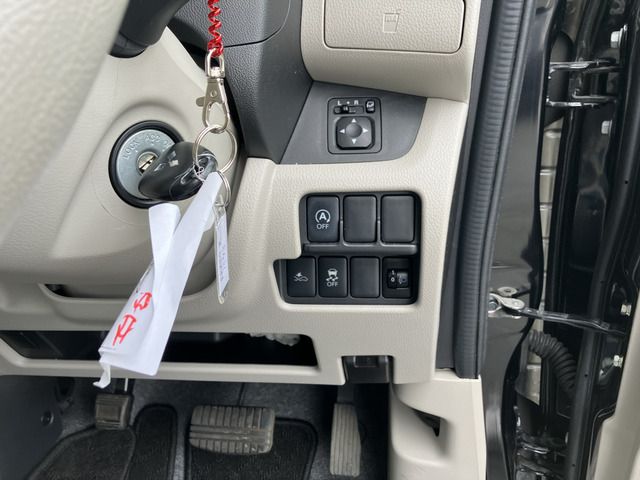 MITSUBISHI EK SPACE 2018 Image 31