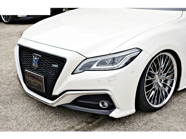 TOYOTA CROWN SEDAN HYBRID 2018 Image 31