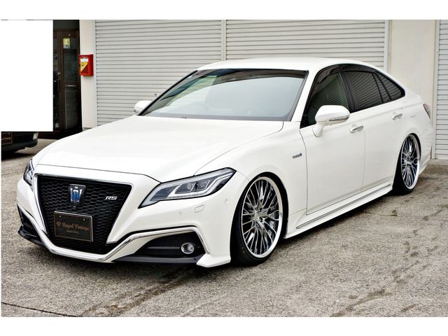 TOYOTA CROWN SEDAN HYBRID 2018 Image 31