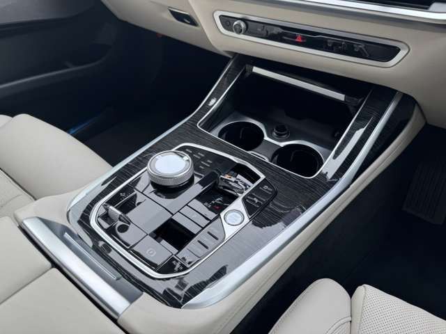 BMW X7 2023 Image 31
