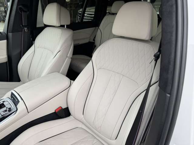 BMW X7 2023 Image 31