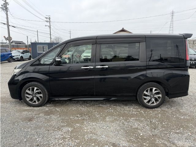 HONDA STEPWAGON SPADA 2015 Image 31