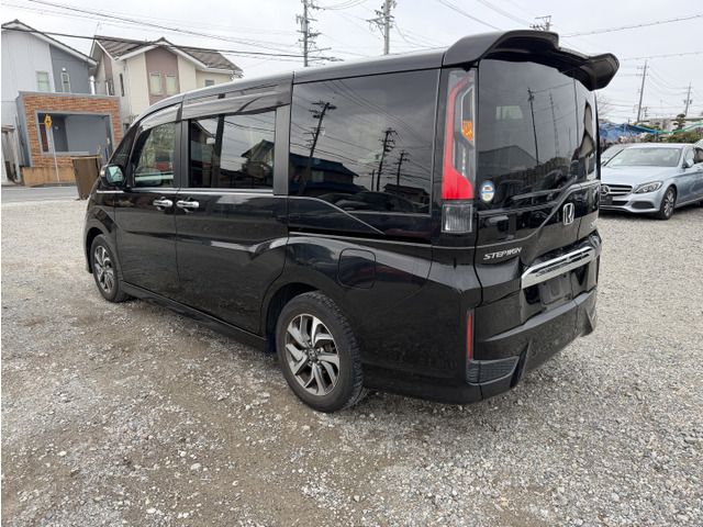 HONDA STEPWAGON SPADA 2015 Image 31