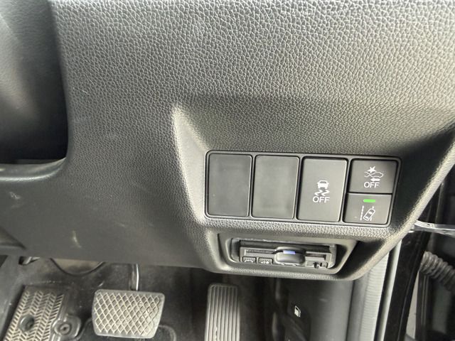 HONDA STEPWAGON SPADA 2015 Image 31