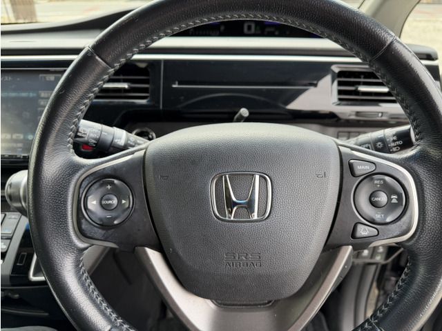 HONDA STEPWAGON SPADA 2015 Image 31