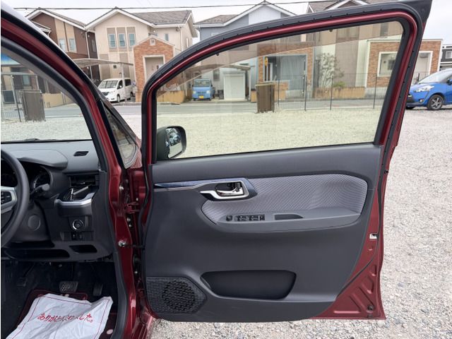 DAIHATSU MOVE CUSTOM 2015 Image 31