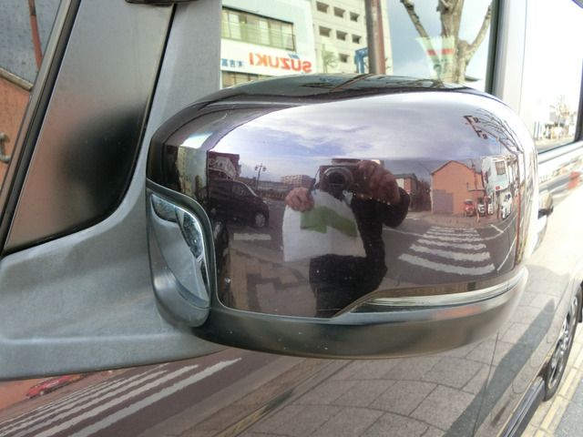 HONDA N BOX CUSTOM 2018 Image 31