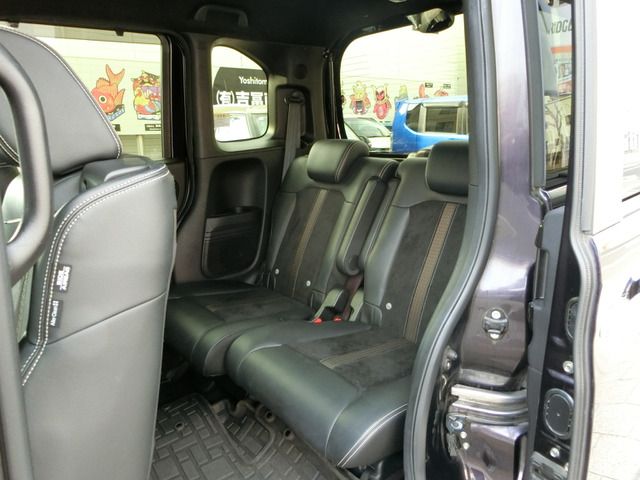 HONDA N BOX CUSTOM 2018 Image 31