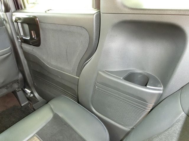 HONDA N BOX CUSTOM 2018 Image 31