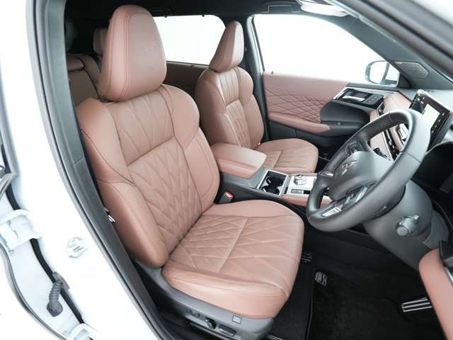 MITSUBISHI OUTLANDER PHEV 2025 Image 31