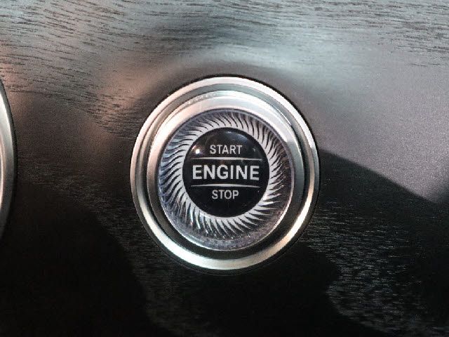 MERCEDES BENZ E CLAS 2020 Image 31