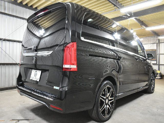 MERCEDES BENZ V CLAS 2017 Image 31
