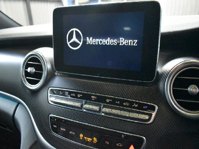 MERCEDES BENZ V CLAS 2017 Image 31