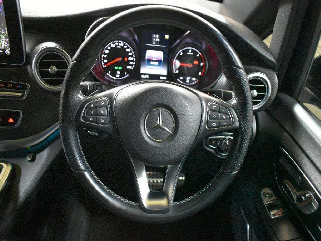 MERCEDES BENZ V CLAS 2017 Image 31