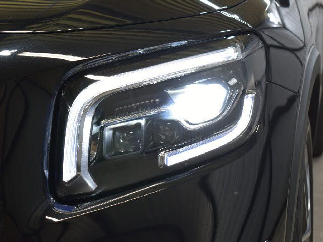 MERCEDES BENZ MERCEDES AMG GLB CLA 2022 Image 31