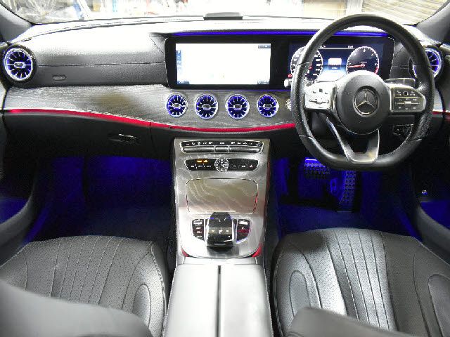 MERCEDES BENZ CLS CL 2018 Image 31