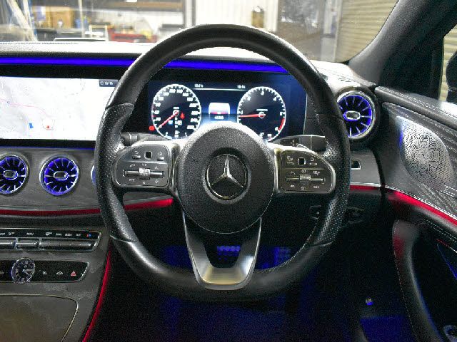 MERCEDES BENZ CLS CL 2018 Image 31