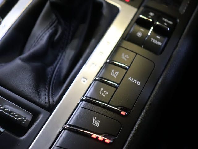 PORSCHE MACAN 2020 Image 31