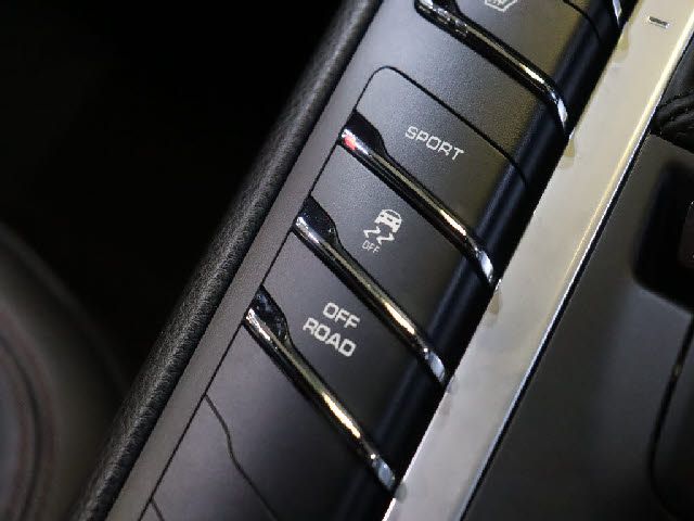 PORSCHE MACAN 2020 Image 31