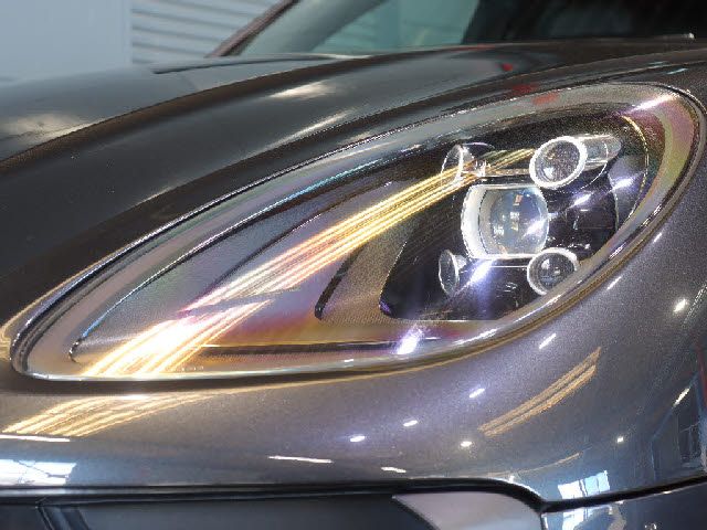 PORSCHE MACAN 2020 Image 31