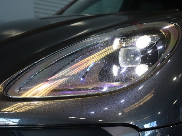 PORSCHE MACAN 2020 Image 31