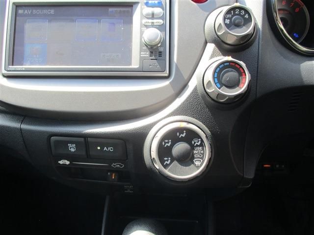HONDA FIT 2013 Image 31