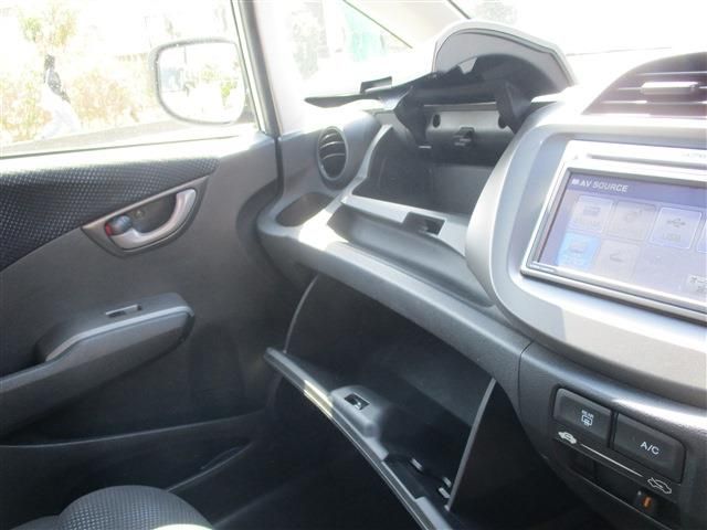 HONDA FIT 2013 Image 31