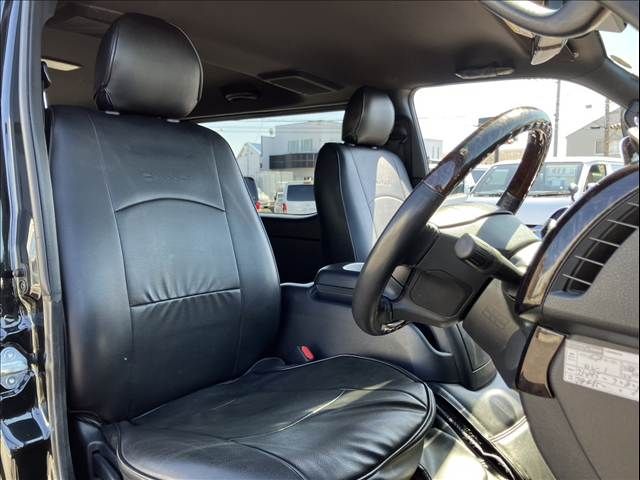 TOYOTA HIACE VAN 2WD 2020 Image 31