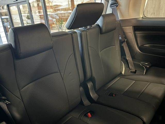 TOYOTA ALPHARD HYBRID 4WD 2017 Image 31