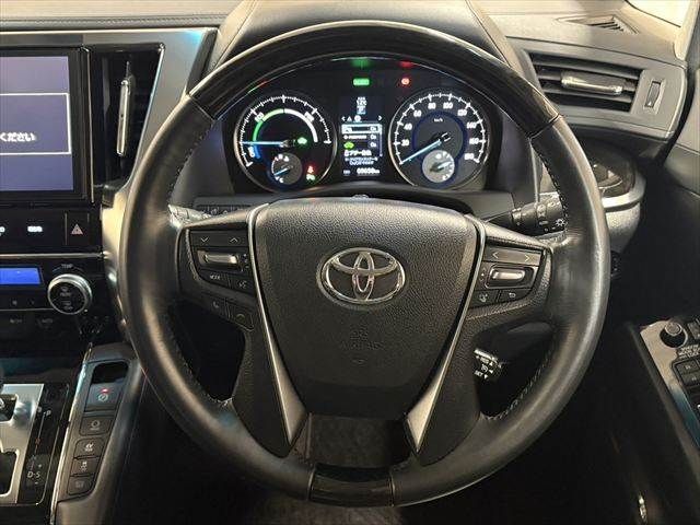 TOYOTA ALPHARD HYBRID 4WD 2017 Image 31