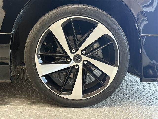 TOYOTA ALPHARD HYBRID 4WD 2017 Image 31