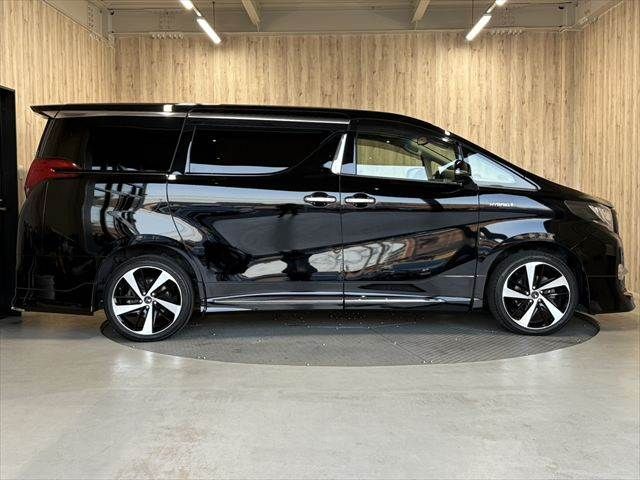 TOYOTA ALPHARD HYBRID 4WD 2017 Image 31
