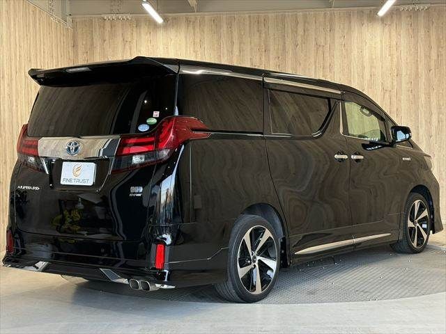 TOYOTA ALPHARD HYBRID 4WD 2017 Image 31