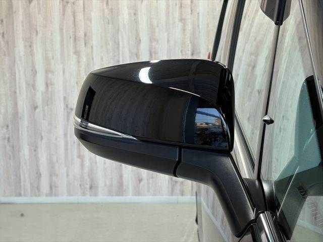 TOYOTA ALPHARD HYBRID 4WD 2017 Image 31