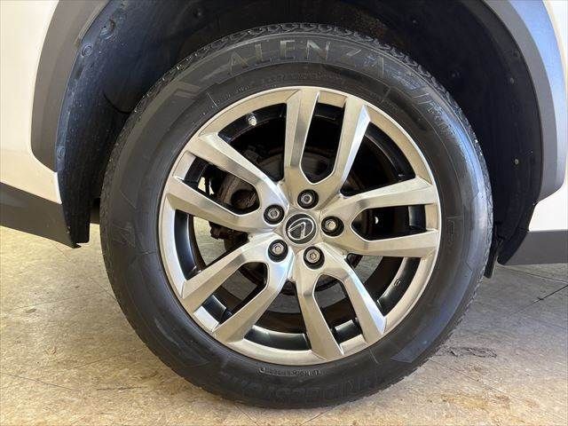 TOYOTA LEXUS NX300H 2020 Image 31