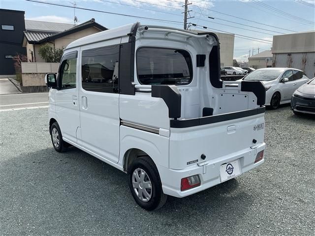 DAIHATSU HIJET CARGO 2023 Image 31