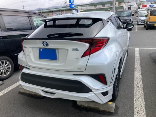 TOYOTA C-HR 2022 Image 31