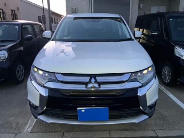 MITSUBISHI OUTLANDER 2WD 2015 Image 31
