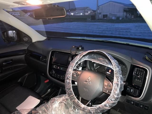 MITSUBISHI OUTLANDER 2WD 2015 Image 31