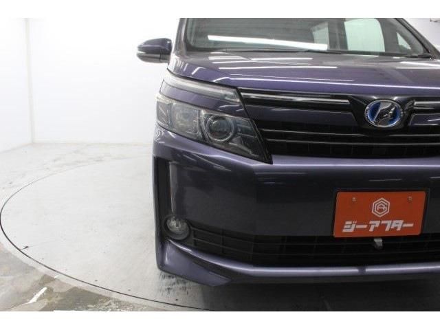 TOYOTA VOXY HYBRID 2014 Image 31
