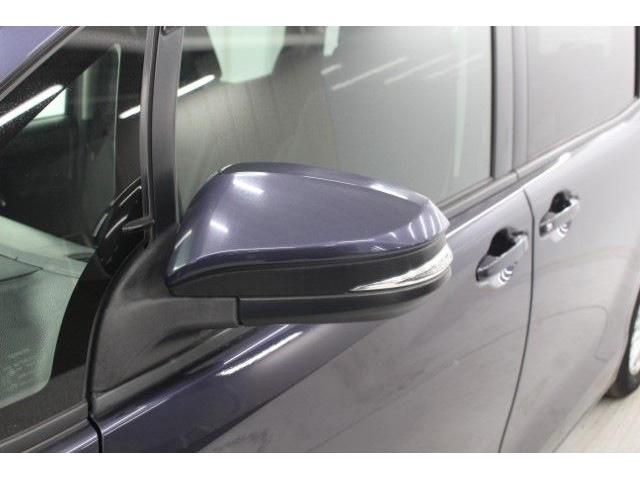 TOYOTA VOXY HYBRID 2014 Image 31