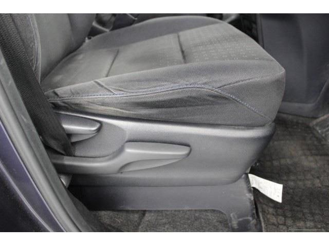 TOYOTA VOXY HYBRID 2014 Image 31